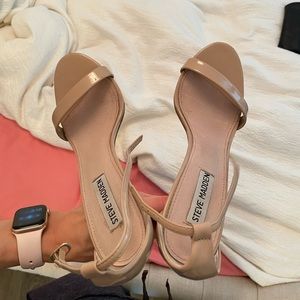 Steve Madden nude heels